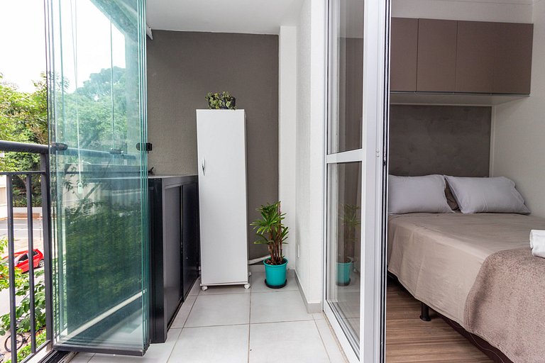 Studio Completo em frente Pq. Augusta