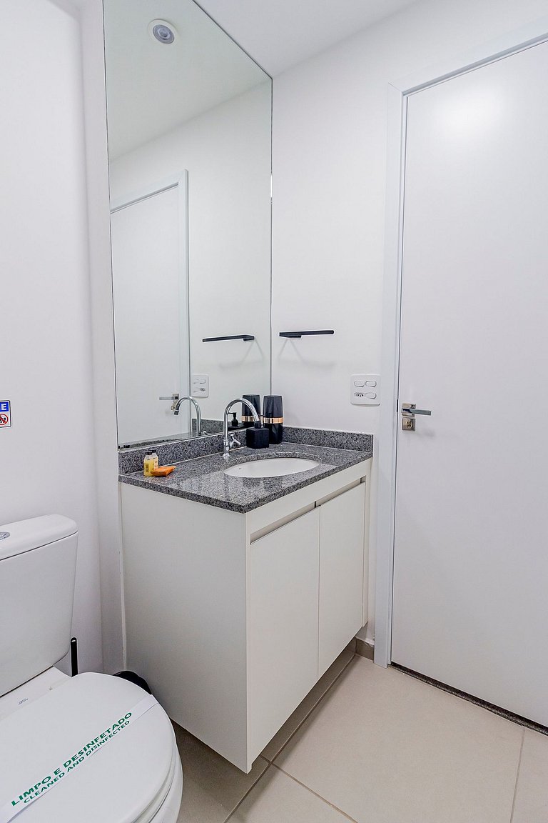 Studio YO Frei Caneca| Ao lado do Shopping