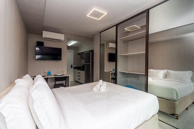 Moema Cotovia| Cama Queen|Andar Alto| Garagem