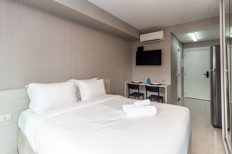 Moema Cotovia| Cama Queen|Andar Alto| Garagem