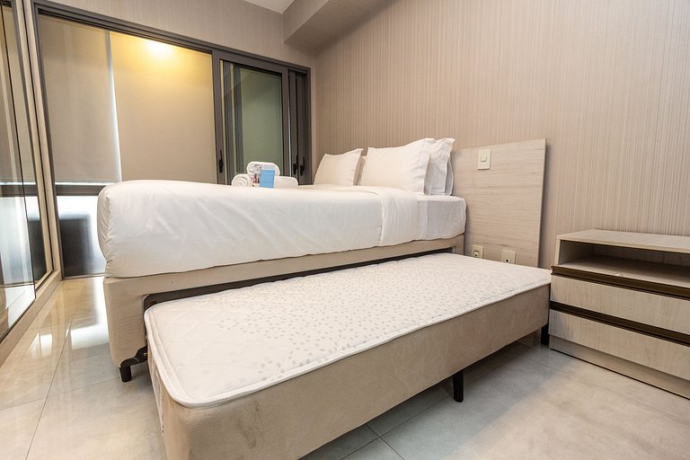 Moema Cotovia| Cama Queen|Andar Alto| Garagem