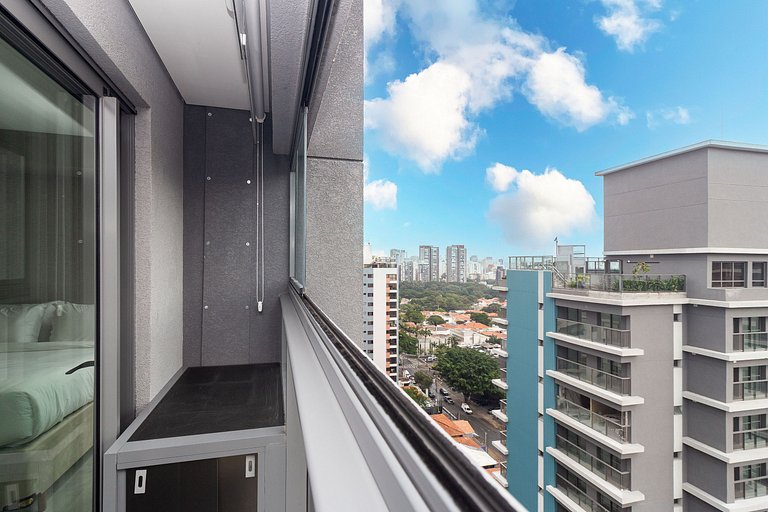 Moema Cotovia| Cama Queen|Andar Alto| Garagem