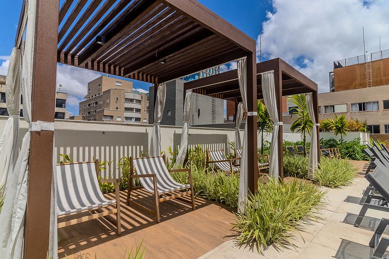 Studio no Citzy Paulista com Piscina no Rooftop