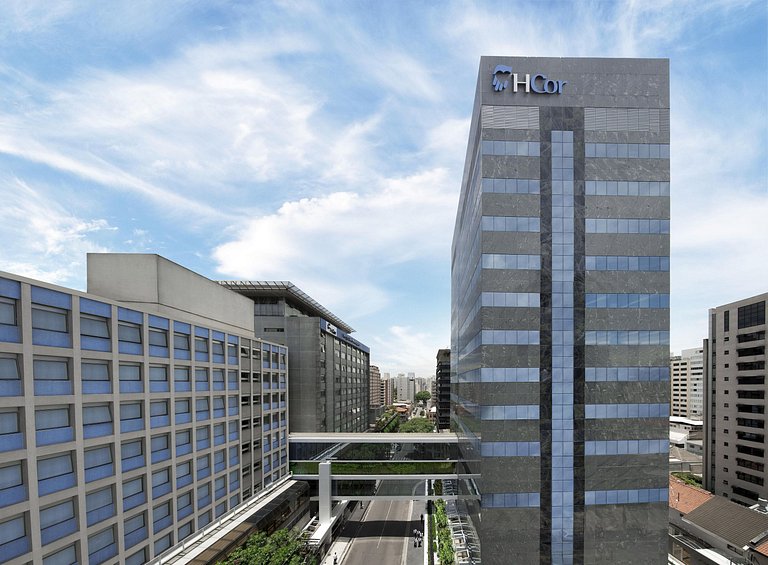 Studio no Citzy Paulista com Piscina no Rooftop