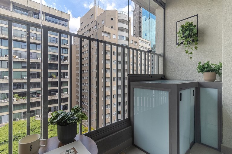 Studio no Citzy Paulista com Piscina no Rooftop