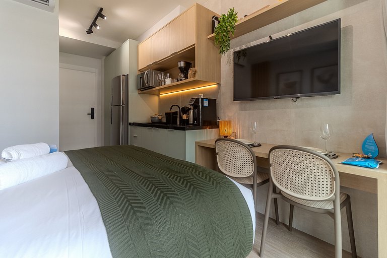 Studio no Citzy Paulista com Piscina no Rooftop